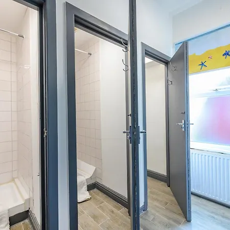 *rg7h*for Your Relaxed & Cosy Free Parking Privat bolig Leeds (West Yorkshire)